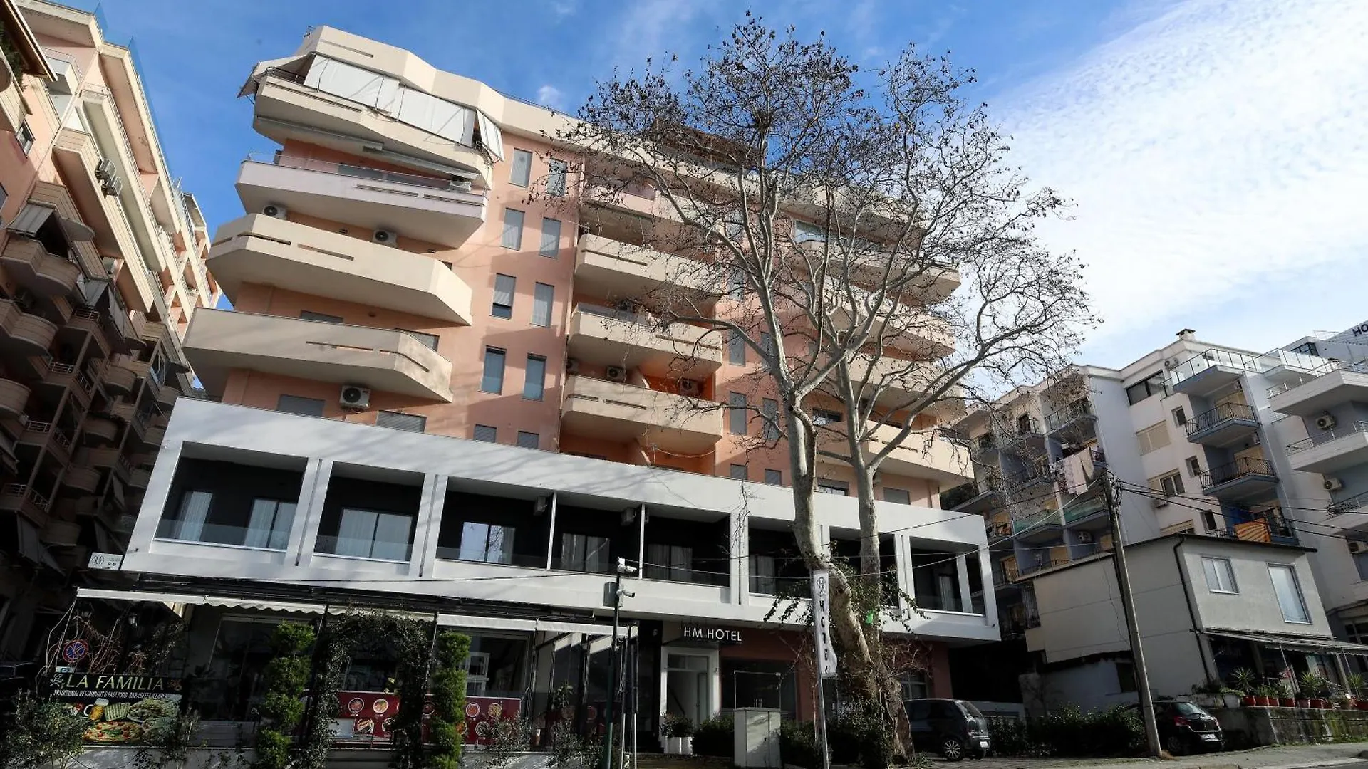H&M Hotel Влёра