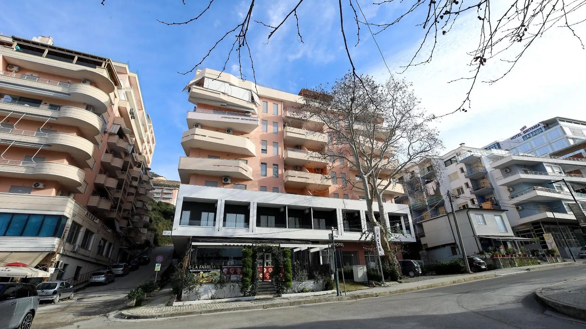 H&M Hotel Vlorë Albania