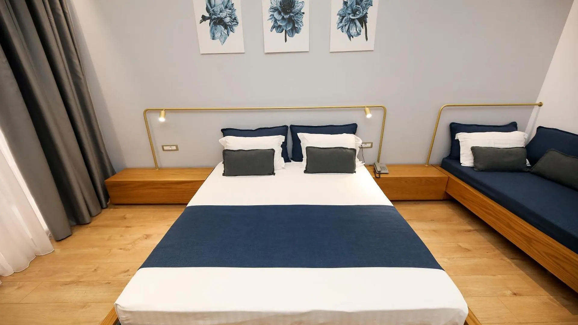 H&M Hotel Влёра 0*,  Албания