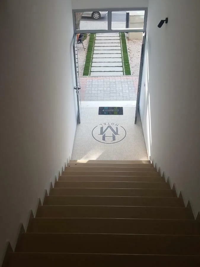 H&M Hotel Влёра
